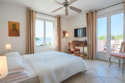 Hotel Villa Les Rosiers Grimaud Exteriör bild